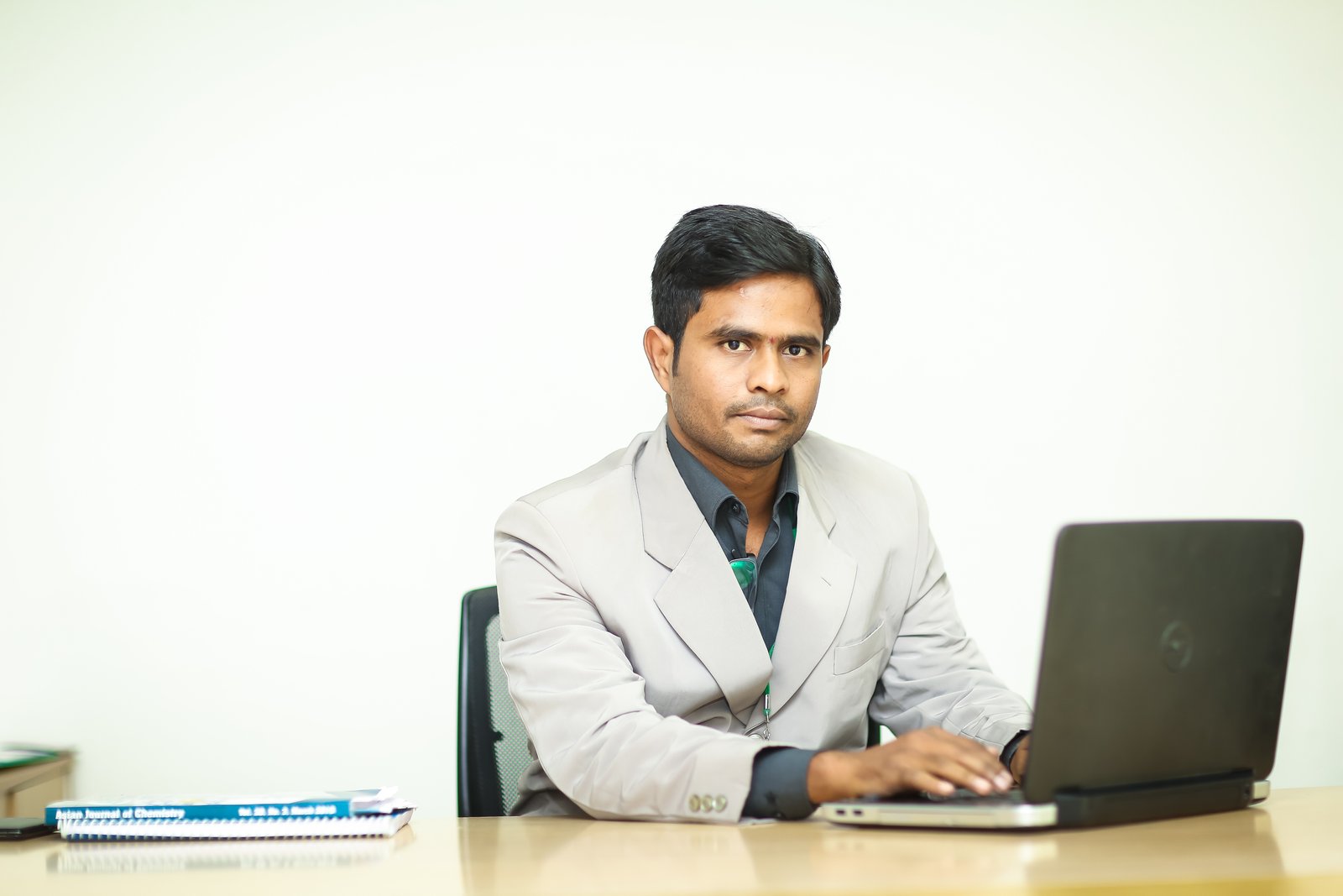 Dr. Vinyas Mayasa